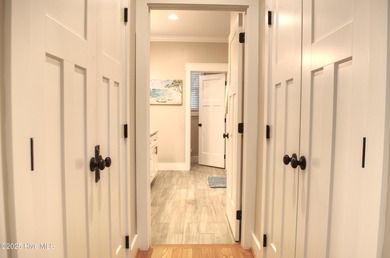 Charming 4-Bedroom 3.5 bath Coastal Cottage Near South Beach on Bald Head Island Golf Club in North Carolina - for sale on GolfHomes.com, golf home, golf lot