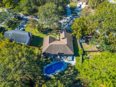 ''Beautifully renovated brick ranch in established Crowfield on Crowfield Golf and Country Club in South Carolina - for sale on GolfHomes.com, golf home, golf lot