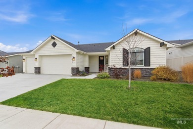 Welcome to 12616 S Teano Ave. Boasting 2,173 sqft. This 3 bed, 2 on Hunters Point Golf Club in Idaho - for sale on GolfHomes.com, golf home, golf lot