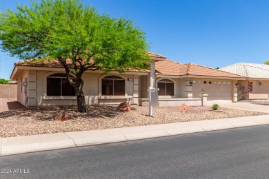 Gorgeous single-level 3-bedroom, 2.5 bath home with den and on Sunland Springs Golf Course  in Arizona - for sale on GolfHomes.com, golf home, golf lot