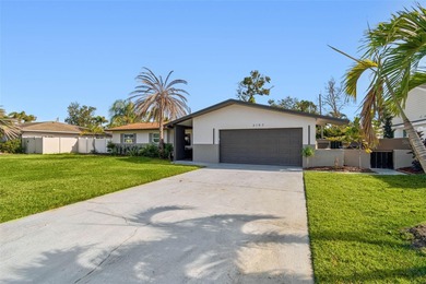 Located in the heart of Snell Isle just moments from the Vinoy on The Renaisssance Vinoy Golf Club in Florida - for sale on GolfHomes.com, golf home, golf lot