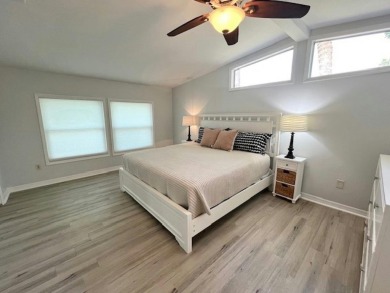 Beautifully renovated 2bd/2ba stucco home. Open concept layout on Del Tura Golf and Country Club in Florida - for sale on GolfHomes.com, golf home, golf lot