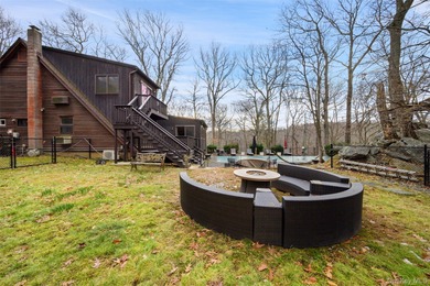 BOAT! SWIM! FISH! TENNIS! GOLF! Extraordinary A Frame on Putnam National Golf in New York - for sale on GolfHomes.com, golf home, golf lot