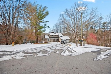 Beautiful 4bd/3.5 ba home located in Cross Creek.  This beauty on Cross Creek Country Club in North Carolina - for sale on GolfHomes.com, golf home, golf lot