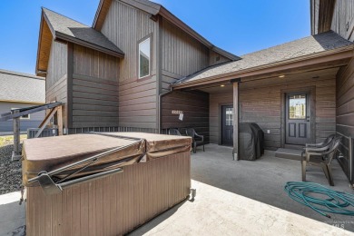 This 3,260 sq ft 4-bedroom, 2.5-bathroom home with a bonus room on McCall Municipal Golf Course in Idaho - for sale on GolfHomes.com, golf home, golf lot