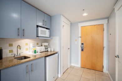 If you are looking for a bright and upscale studio to rest your on Sandestin Golf and Beach Resort - Raven in Florida - for sale on GolfHomes.com, golf home, golf lot