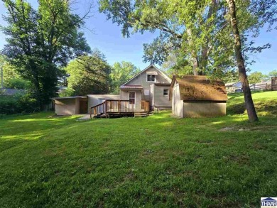 Welcome to your dream home on Terre Haute's East Side! This on Hulman Links Golf Course in Indiana - for sale on GolfHomes.com, golf home, golf lot