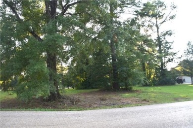 Large corner lot located on corner of Chinawood and Trailhead on Money Hill Golf and Country Club in Louisiana - for sale on GolfHomes.com, golf home, golf lot