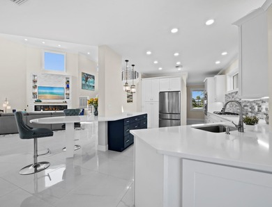 Elegant 5BR/5BA home in the gated community of Corey's Landing on Longboat Key Golf Club Resort in Florida - for sale on GolfHomes.com, golf home, golf lot