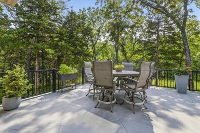 Luxury and modern elegance converge in this custom reverse 1 on Shadow Glen Golf Club in Kansas - for sale on GolfHomes.com, golf home, golf lot