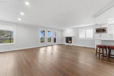 Wonderful living at Fairway Village Golf community. This very on Fairway Village Golf and Country Club in Washington - for sale on GolfHomes.com, golf home, golf lot