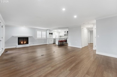 Wonderful living at Fairway Village Golf community. This very on Fairway Village Golf and Country Club in Washington - for sale on GolfHomes.com, golf home, golf lot