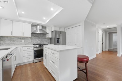 Wonderful living at Fairway Village Golf community. This very on Fairway Village Golf and Country Club in Washington - for sale on GolfHomes.com, golf home, golf lot