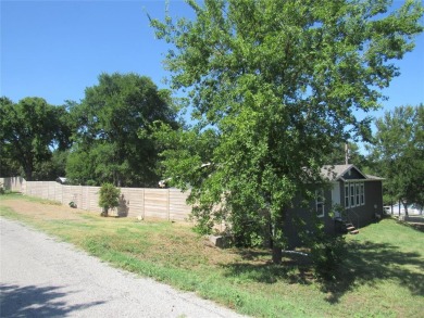 Looking for an amazing home? This home is Permanently sat on on Tanglewood Resort in Texas - for sale on GolfHomes.com, golf home, golf lot