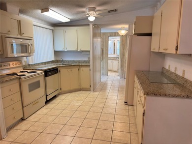 Start your next chapter in the gated Plantation at Leesburg on Plantation Golf Club in Florida - for sale on GolfHomes.com, golf home, golf lot