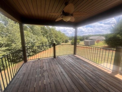 Imagine your family thriving in this charming 3-bedroom, 2-bath on Cherokee National Golf and Country Club in South Carolina - for sale on GolfHomes.com, golf home, golf lot