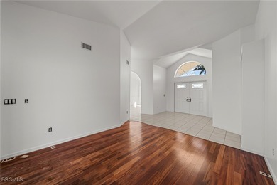 Waterfront Home with Oversized cul-de-sac Lot in Shamrock Lakes! on El Rio Golf Course and Club in Florida - for sale on GolfHomes.com, golf home, golf lot