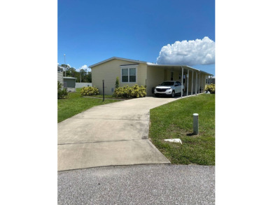 This lovely 3bed 2bath home is move in ready! Seller is on Riverwood Golf Club in Florida - for sale on GolfHomes.com, golf home, golf lot