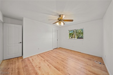 Waterfront Home with Oversized cul-de-sac Lot in Shamrock Lakes! on El Rio Golf Course and Club in Florida - for sale on GolfHomes.com, golf home, golf lot