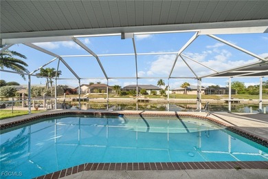 Waterfront Home with Oversized cul-de-sac Lot in Shamrock Lakes! on El Rio Golf Course and Club in Florida - for sale on GolfHomes.com, golf home, golf lot