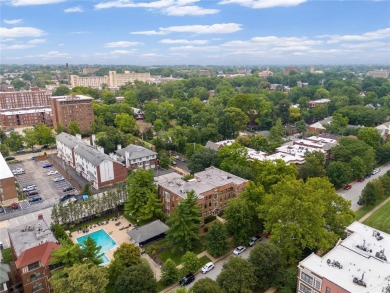 This delightful condo, located in a hallmark building of on Forest Park Golf Club in Missouri - for sale on GolfHomes.com, golf home, golf lot