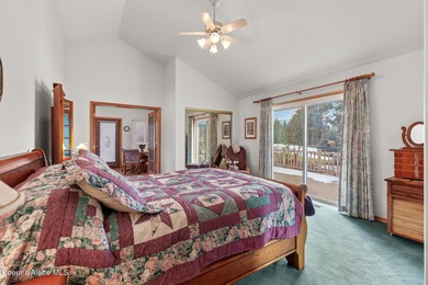 Price Improvement! This great home sits on the Stoneridge Golf on Stoneridge Golf Club in Idaho - for sale on GolfHomes.com, golf home, golf lot