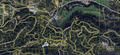 Discover this diamond in the rough manufactured home on a on Terrace Lakes Golf Resort in Idaho - for sale on GolfHomes.com, golf home, golf lot