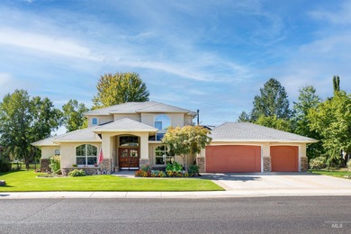 Classic home with views of Banbury Golf Course, true 4 bedrooms on BanBury Golf Club in Idaho - for sale on GolfHomes.com, golf home, golf lot