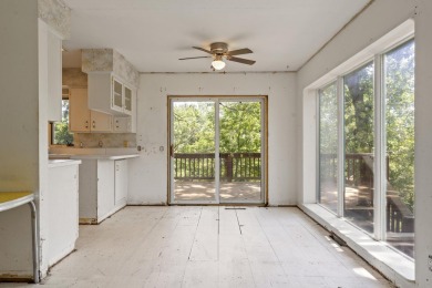 Calling all Chip & Joanna wannabes & weekend warriors!Tucked in on Kimberling City Golf Club in Missouri - for sale on GolfHomes.com, golf home, golf lot