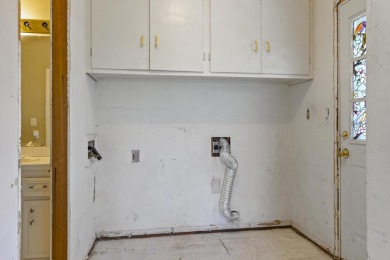 Calling all Chip & Joanna wannabes & weekend warriors!Tucked in on Kimberling City Golf Club in Missouri - for sale on GolfHomes.com, golf home, golf lot