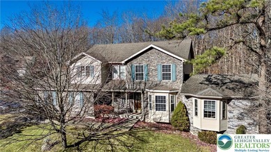 OPEN HOUSE, SATURDAY, Nov., 22nd 1-3 PM Welcome to your on Eagle Rock Golf and Ski Resort in Pennsylvania - for sale on GolfHomes.com, golf home, golf lot