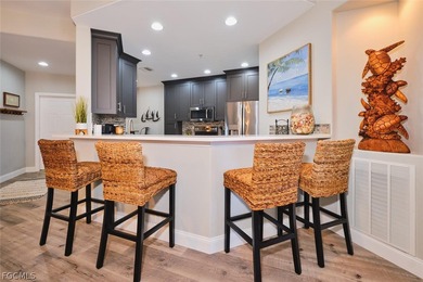 Top floor 3 bedroom condo located in Lexington Country Club's on Lexington Country Club in Florida - for sale on GolfHomes.com, golf home, golf lot