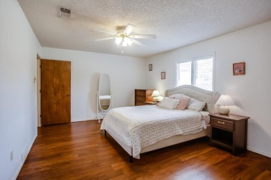 Charming Cul-de-Sac Home in Shadow Hills Golf Community!

 on Shadow Hills Golf Course in Texas - for sale on GolfHomes.com, golf home, golf lot