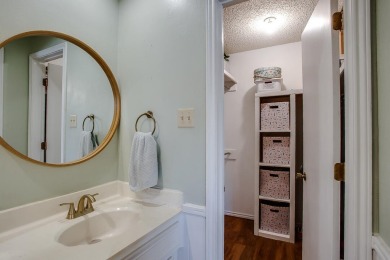 Charming Cul-de-Sac Home in Shadow Hills Golf Community!

 on Shadow Hills Golf Course in Texas - for sale on GolfHomes.com, golf home, golf lot
