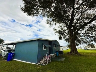 This beautiful well maintained 2/2 is ready for you. Enjoy the on Grasslands Golf and Country Club in Florida - for sale on GolfHomes.com, golf home, golf lot