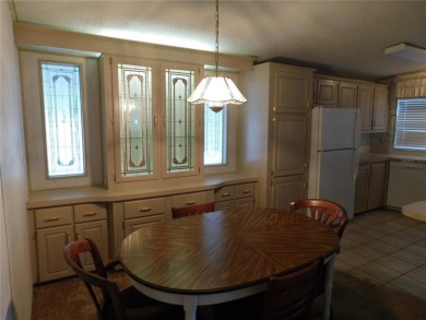 BIG PRICE DROP!!! Save money by making minor renovations on Largo Golf Course in Florida - for sale on GolfHomes.com, golf home, golf lot
