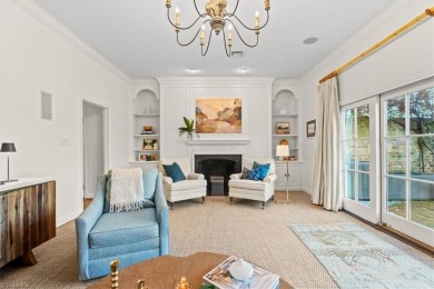 Sophisticated, yet functional and modernized end-unit on Greensboro Country Club in North Carolina - for sale on GolfHomes.com, golf home, golf lot