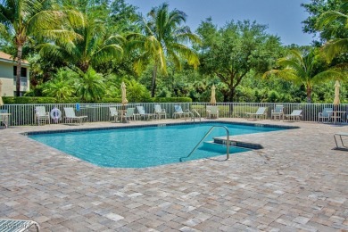 TASTEFULLY DECORATED 2BR/2BA CONDO OFFERED TURN-KEY NICELY on Colonial Country Club in Florida - for sale on GolfHomes.com, golf home, golf lot