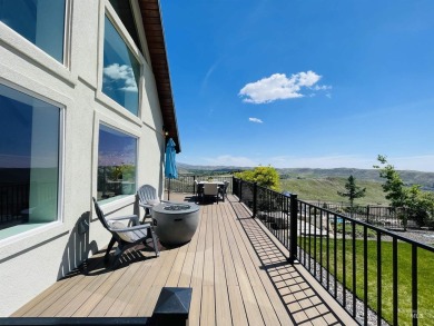 Casa Vida Sol~ A Private Mountain Retreat in the city. Perched on Shadow Valley Golf Course in Idaho - for sale on GolfHomes.com, golf home, golf lot