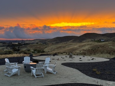 Casa Vida Sol~ A Private Mountain Retreat in the city. Perched on Shadow Valley Golf Course in Idaho - for sale on GolfHomes.com, golf home, golf lot