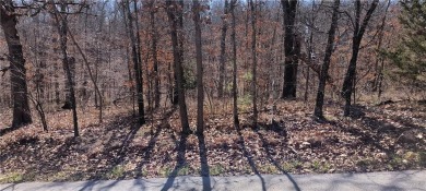 Beautiful piece of fairly leveled land. Close by access to the on Bella Vista Country Club - Scottsdale in Arkansas - for sale on GolfHomes.com, golf home, golf lot