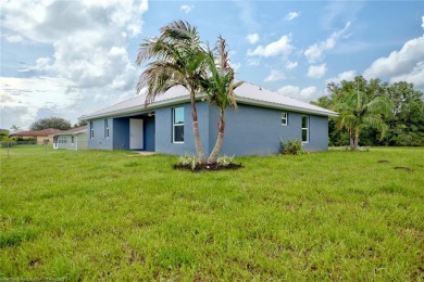 Quality built home by one of Highlands County's most experienced on Spring Lake Golf Resort in Florida - for sale on GolfHomes.com, golf home, golf lot