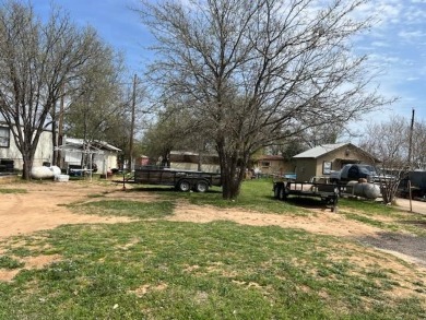 Nice level lot in Cottonwood Shores (next to Horseshoe Bay) and on Slick Rock Golf Course - Horseshoe Bay in Texas - for sale on GolfHomes.com, golf home, golf lot