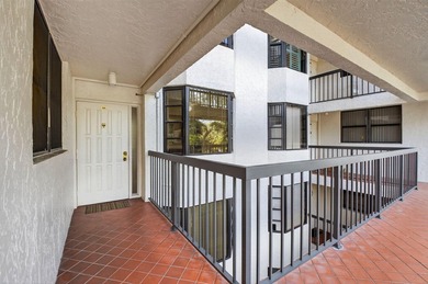 Light and bright 2 bedroom 2 bath condo located on the third on The Country Club At Boca Raton in Florida - for sale on GolfHomes.com, golf home, golf lot