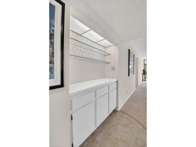 Light and bright 2 bedroom 2 bath condo located on the third on The Country Club At Boca Raton in Florida - for sale on GolfHomes.com, golf home, golf lot