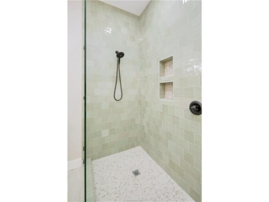 **GOLF COURSE HOME - 1-Year Membership Included!
Welcome to your on Oak Grove Country Club in Texas - for sale on GolfHomes.com, golf home, golf lot