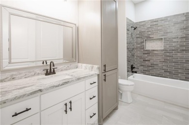 **GOLF COURSE HOME - 1-Year Membership Included!
Welcome to your on Oak Grove Country Club in Texas - for sale on GolfHomes.com, golf home, golf lot