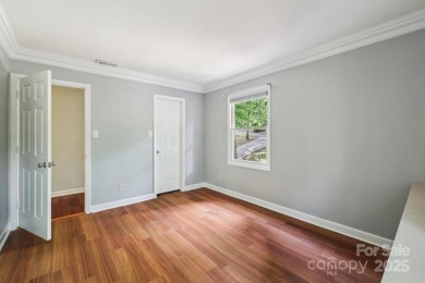 Welcome to 8 Hickory Ridge Court--a warm, inviting 4BR/3BA home on River Hills Country Club in South Carolina - for sale on GolfHomes.com, golf home, golf lot