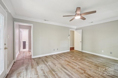 Welcome to 8 Hickory Ridge Court--a warm, inviting 4BR/3BA home on River Hills Country Club in South Carolina - for sale on GolfHomes.com, golf home, golf lot