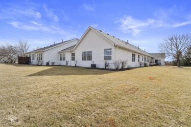 Welcome to one of the largest townhomes in the sought-after on Carillon Lakes 3 Hole Course in Illinois - for sale on GolfHomes.com, golf home, golf lot